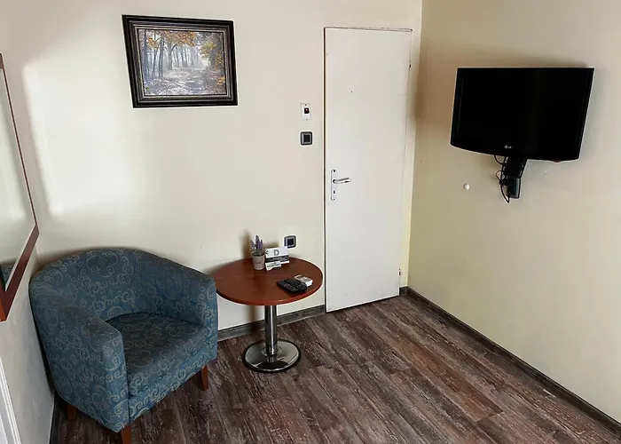 за гости донови *