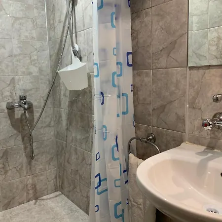 Guest Donovi Maison d'hôtes